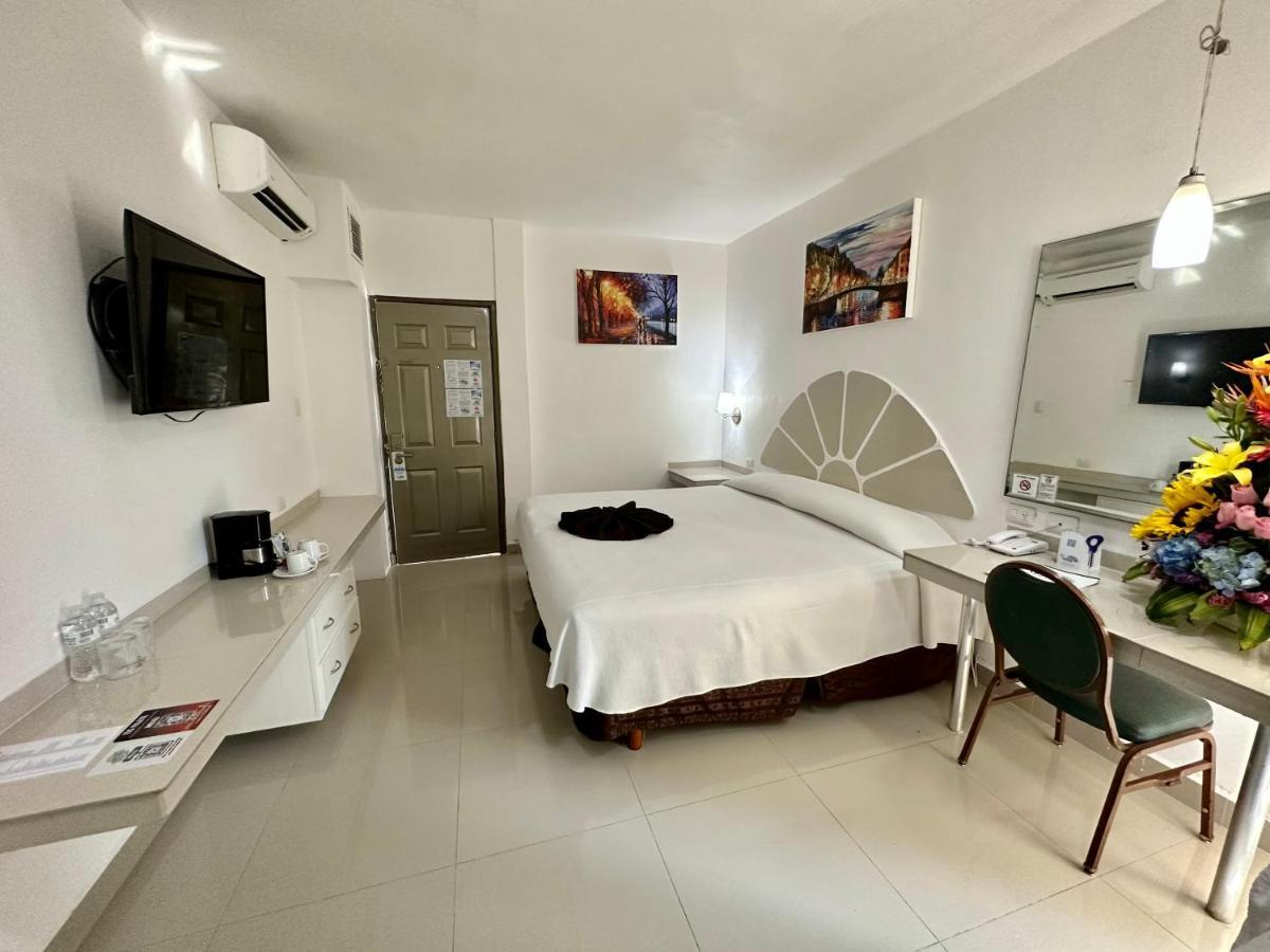 Hotel Plaza Caribe Cancún Zewnętrze zdjęcie