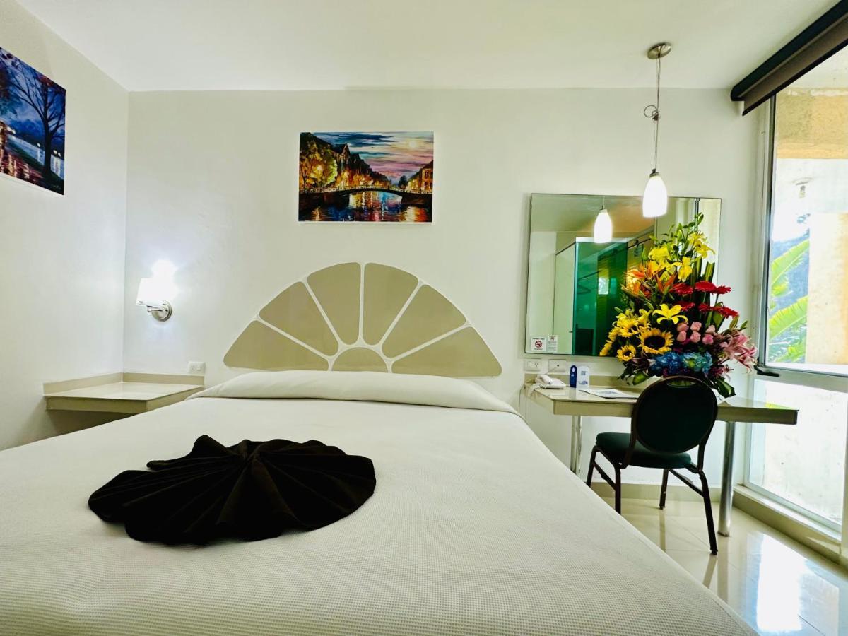 Hotel Plaza Caribe Cancún Zewnętrze zdjęcie