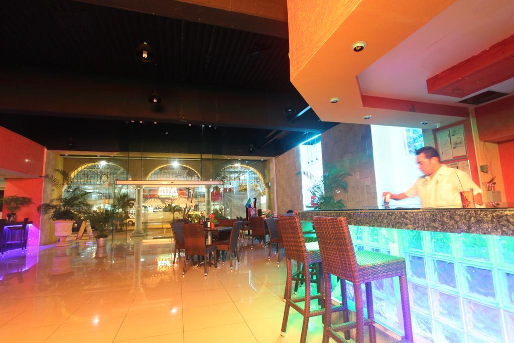 Hotel Plaza Caribe Cancún Zewnętrze zdjęcie
