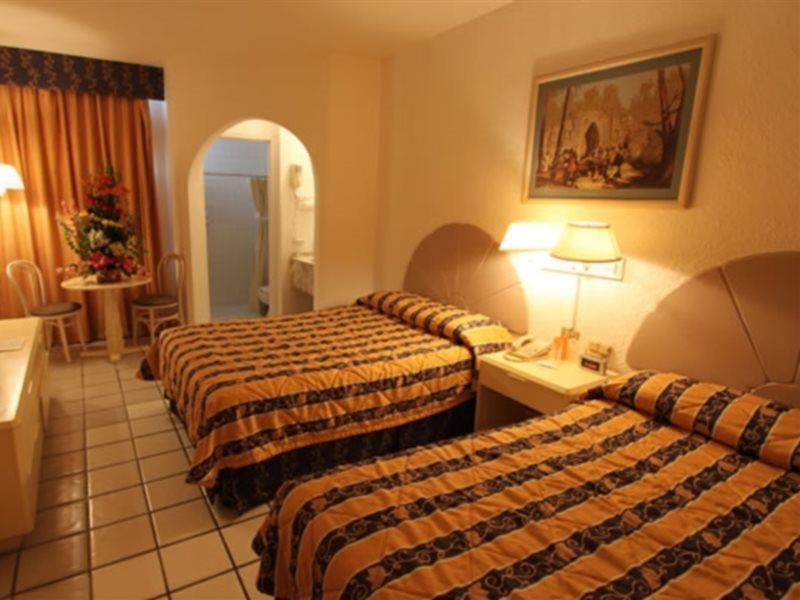 Hotel Plaza Caribe Cancún Zewnętrze zdjęcie