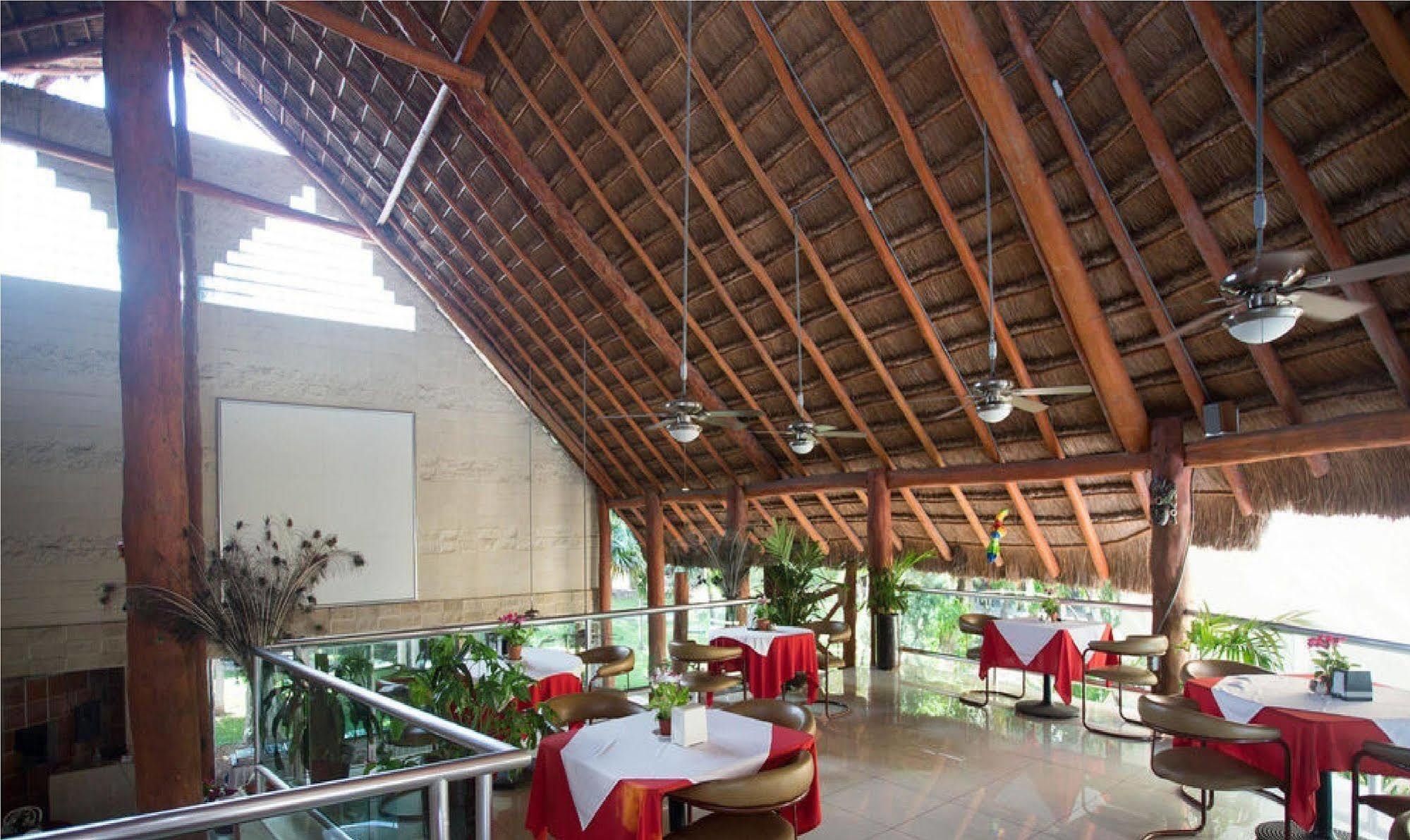 Hotel Plaza Caribe Cancún Zewnętrze zdjęcie